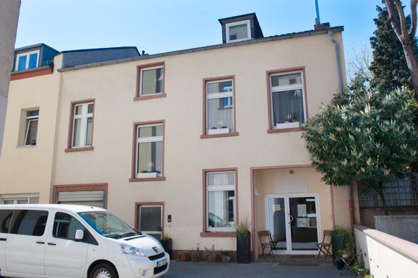 Wohn- und Geschäftshaus